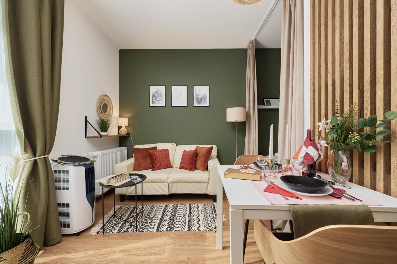City Panorama Studio Apartments Jaworska 4 By Noclegi Renters Wroclaw Ngoại thất bức ảnh