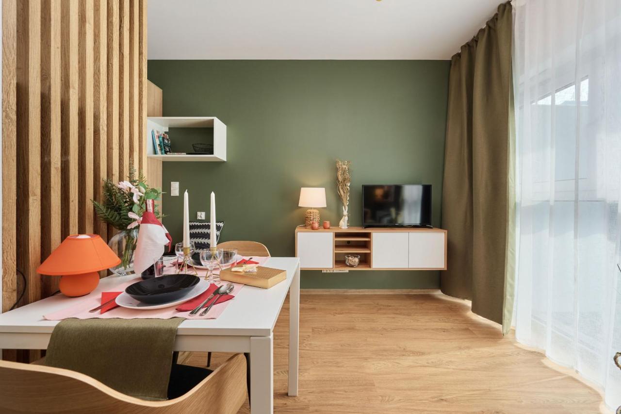 City Panorama Studio Apartments Jaworska 4 By Noclegi Renters Wroclaw Ngoại thất bức ảnh