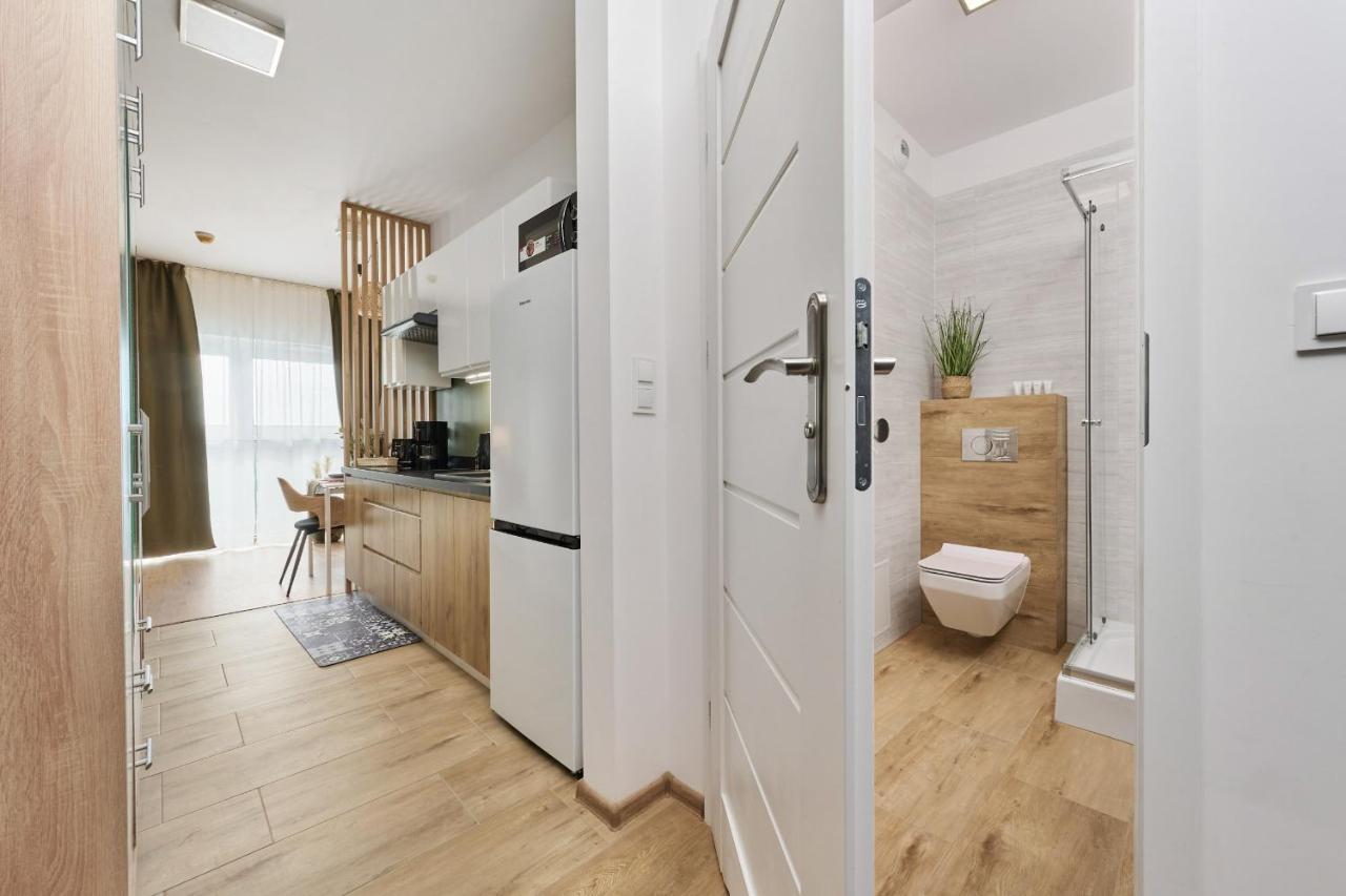 City Panorama Studio Apartments Jaworska 4 By Noclegi Renters Wroclaw Ngoại thất bức ảnh